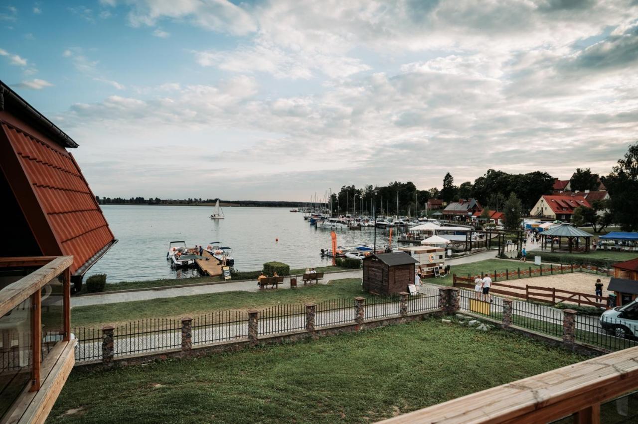 Willa Z Widokiem Na Jezioro Ryn  Exterior foto